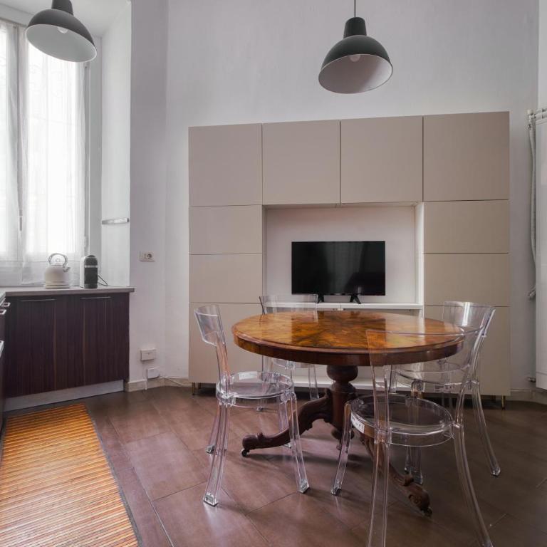 Hostmate - Milan - Nazario Sauro - Isola - Appartamento con 2 Camere da Letto - 2