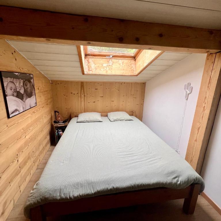 Maison calme plein sud Jardin & Piscine - Chalet - 69