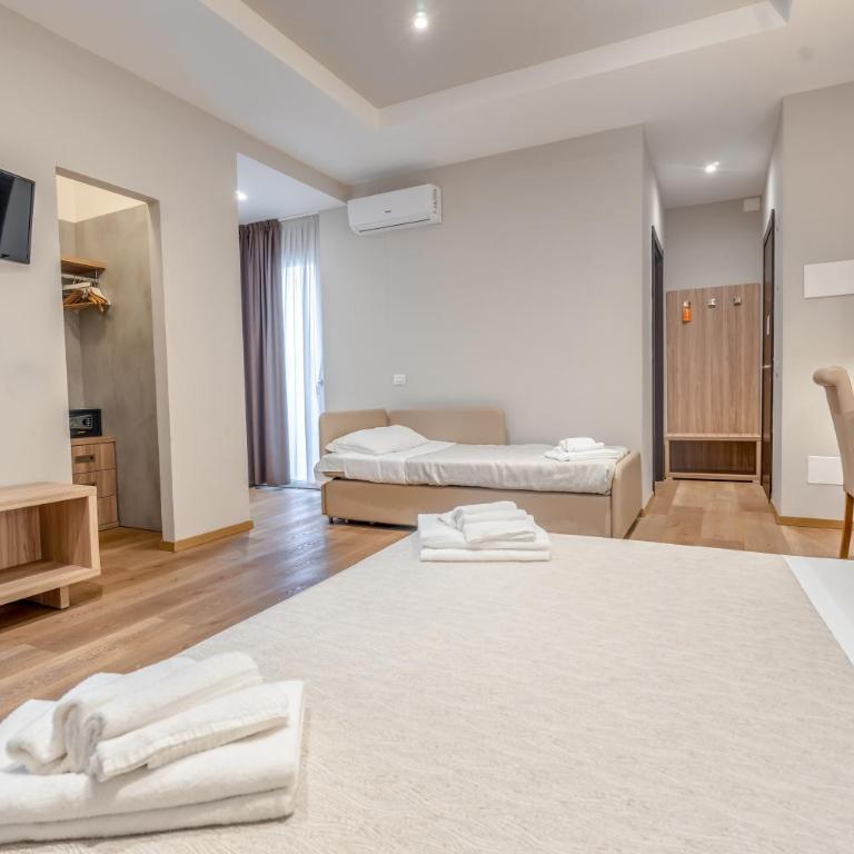 Hotel Sanremo - Junior Suite - 5
