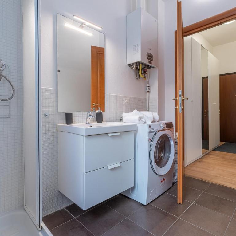 GuestHost - Cozy Studio with Balcony in Bologna - Monolocale - 13