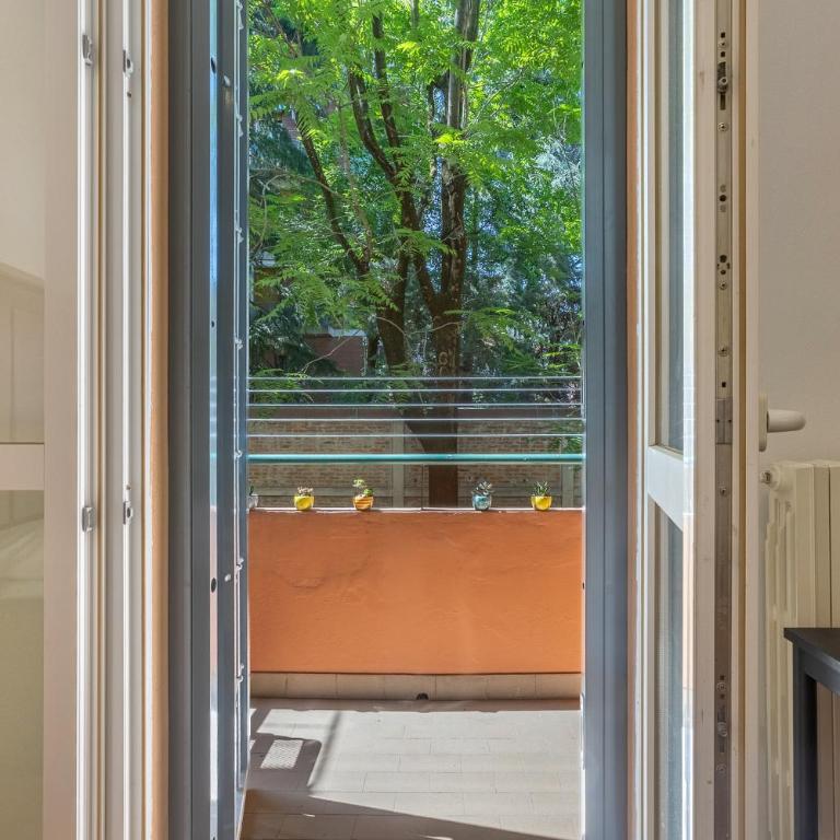GuestHost - Cozy Studio with Balcony in Bologna - Monolocale - 12