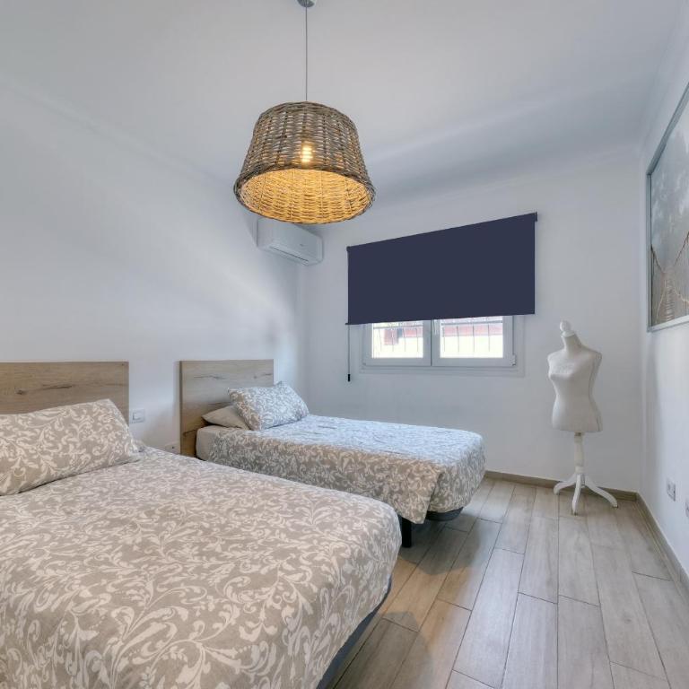 Villa Leona - Heated pool, BBQ and near the Beach By Lanzarote Vacation Homes - Casa de 3 dormitorios - 32