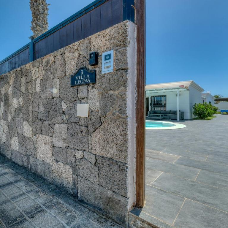 Villa Leona - Heated pool, BBQ and near the Beach By Lanzarote Vacation Homes - Casa de 3 dormitorios - 56