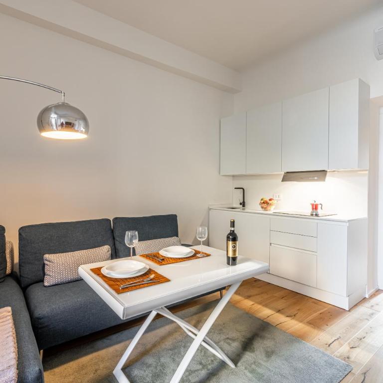 Elegant, Modern & Luxury apt with All Comforts - Appartamento con 1 Camera da Letto - 6