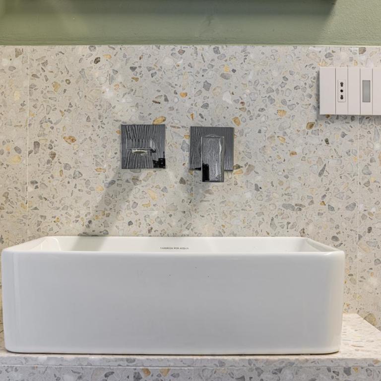 Elegant, Modern & Luxury apt with All Comforts - Appartamento con 1 Camera da Letto - 16