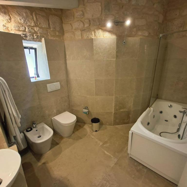 Borgo Hedone - Two Bedroom Apartment with Terrace 2 - 3