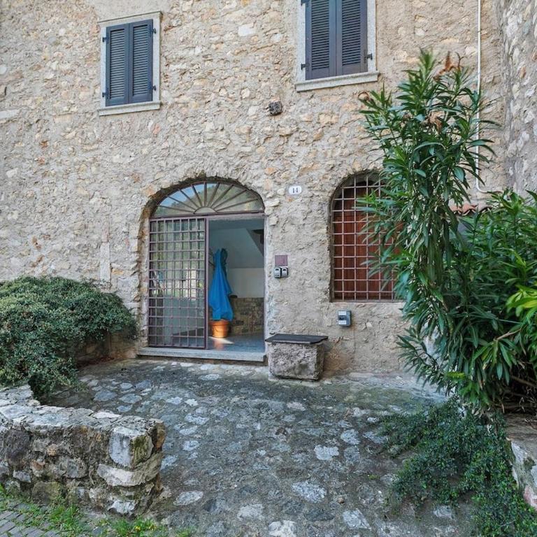 Pao - Frapporta Medieval Houses between Garda and Tenno Lake - One-Bedroom Apartment with Lake View - 12