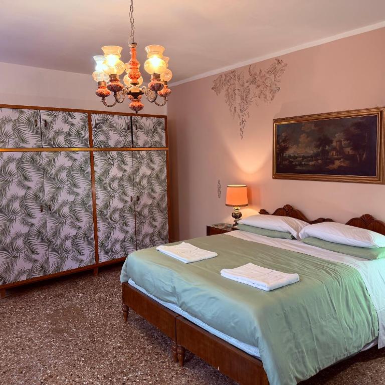 Rosewood Venice LionsClass - Comfort Dreibettzimmer mit Dusche - 10