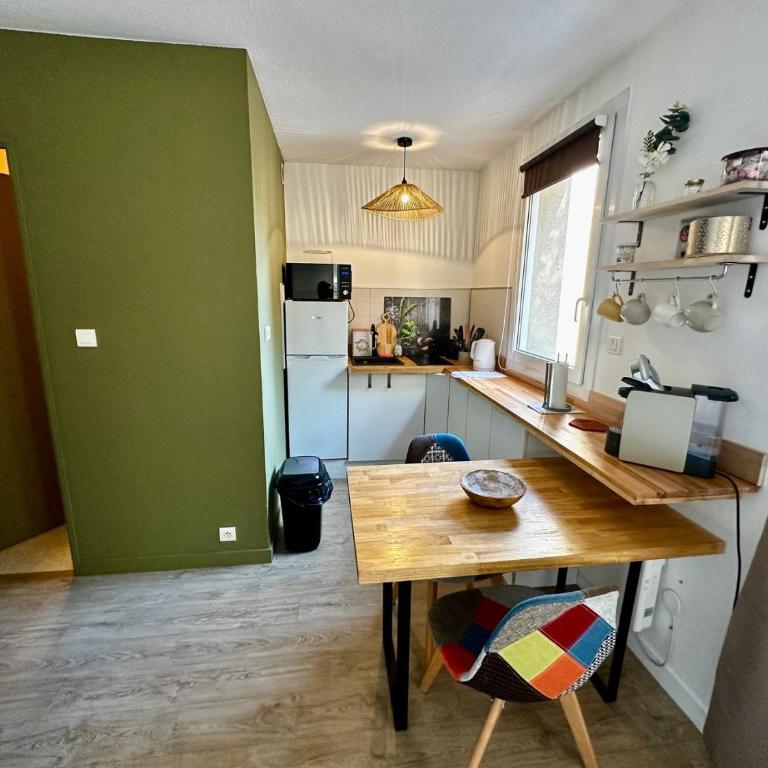 Studio cosy sur cour - Apartment - 4