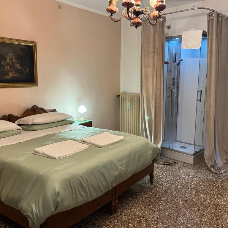 Rosewood Venice LionsClass - Comfort Dreibettzimmer mit Dusche - 20