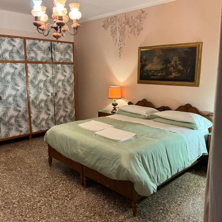 Rosewood Venice LionsClass - Comfort Dreibettzimmer mit Dusche - 21