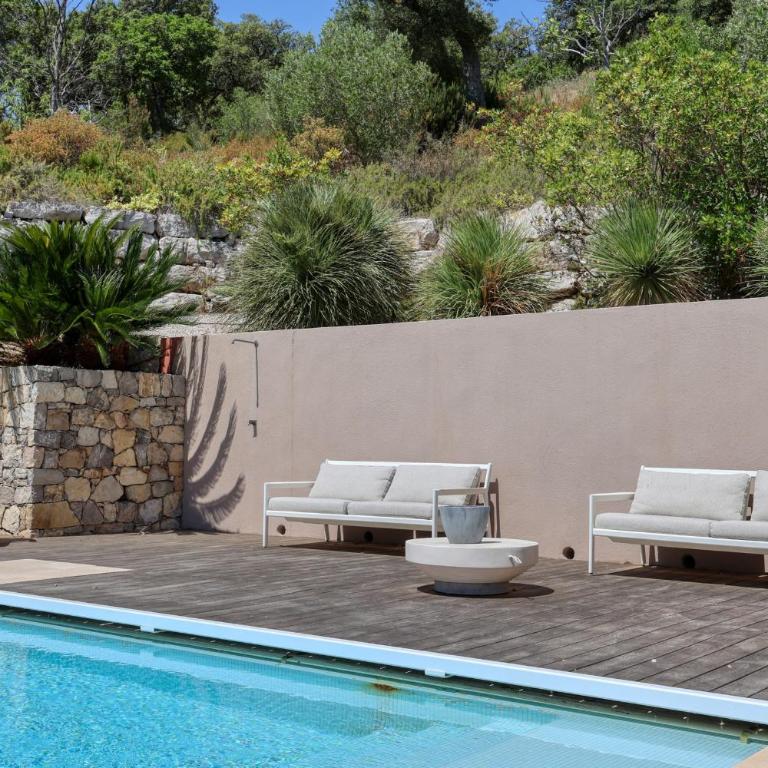 Maison d'architecte vue mer à Grimaud - Villa - 35