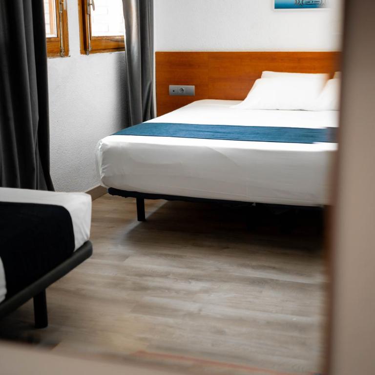 SUNDOS Feria Valencia - Habitación Triple Confort - 7