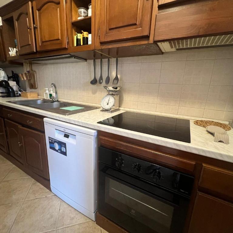 La Casa di Leda - Appartamento con 2 Camere da Letto - 10