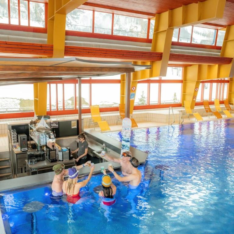 Chalet Regenbogen Familienapartment mit Indoor-Rutschbahn & Spieloase an der Fussgängerzone - Apartment mit 3 Schlafzimmern - 56