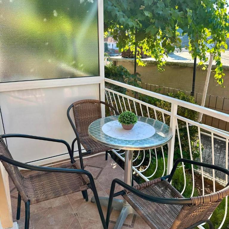 SOL guest house - Dvokrevetna Soba sa Bračnim Krevetom/Zasebnim Krevetima - 6