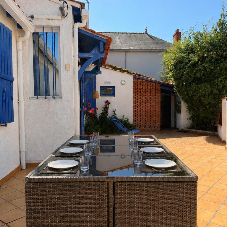 Jolie maison avec terrasse 6 personnes - Vacation Home - 11