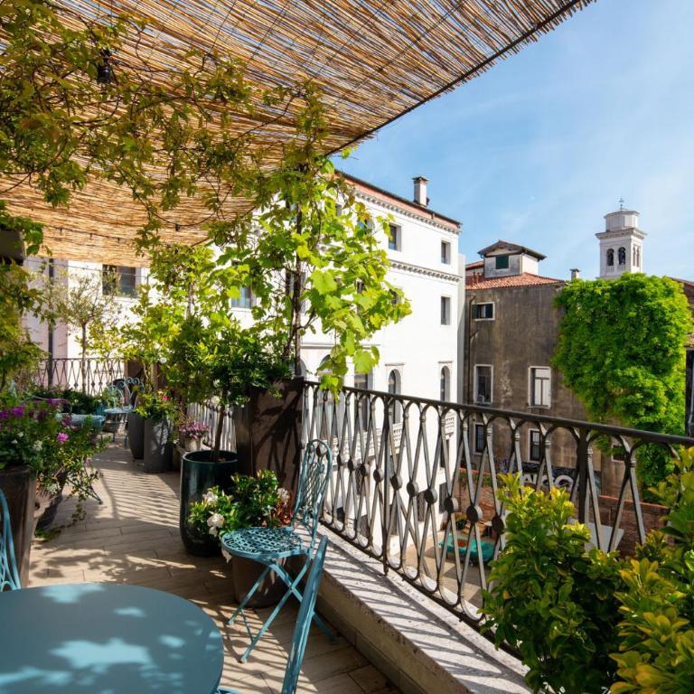 Cà Cornelia - a rooftop terrace with dazzling view - Two-Bedroom Apartment - 1