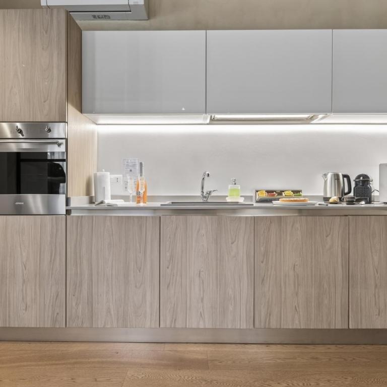 Cà Cornelia - a rooftop terrace with dazzling view - Two-Bedroom Apartment - 36