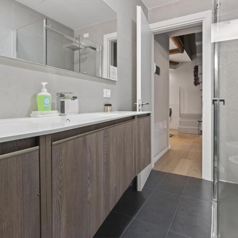 Cà Cornelia - a rooftop terrace with dazzling view - Two-Bedroom Apartment - 62