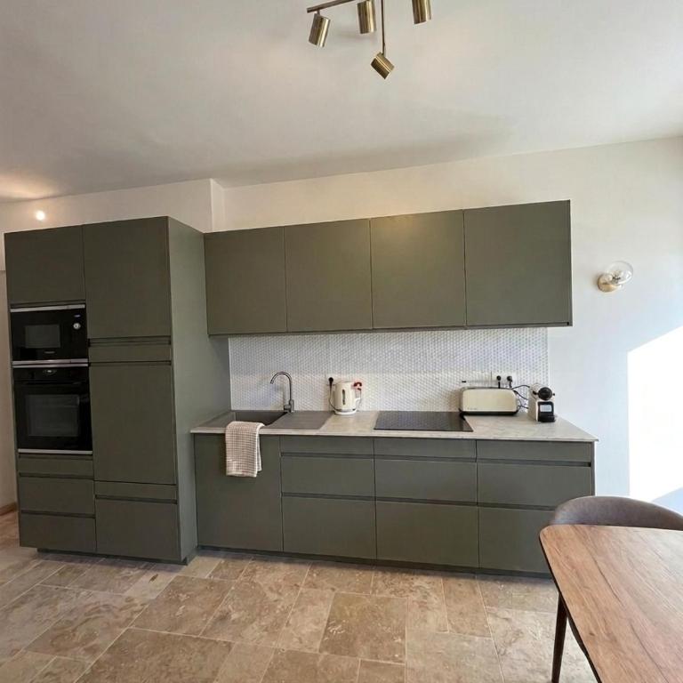 T5 Standing - Terrasse, 4 chambres, 3 salles de bain - Appartamento con 4 Camere da Letto e Balcone - 7