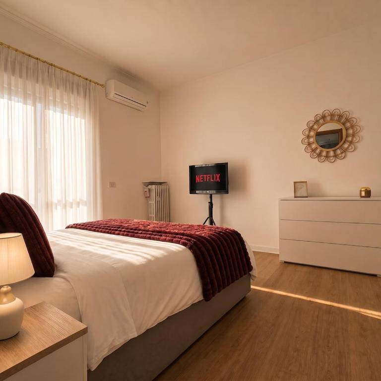20 min to Fontana di Trevi with Metro A - Consoli - Three-Bedroom Apartment - 2