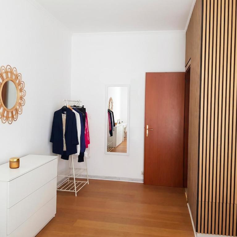 20 min to Fontana di Trevi with Metro A - Consoli - Three-Bedroom Apartment - 11