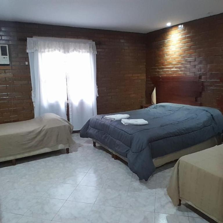 Madre America Hotel & Hostel - Quadruple Room - 8