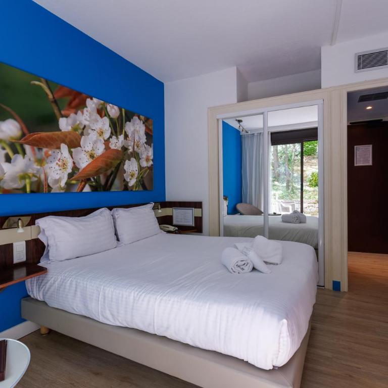 Villa Borghese, The Originals Relais - Double Room with Garden - 6
