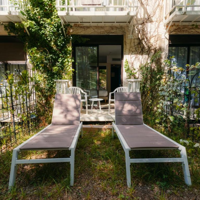 Villa Borghese, The Originals Relais - Double Room with Garden - 2