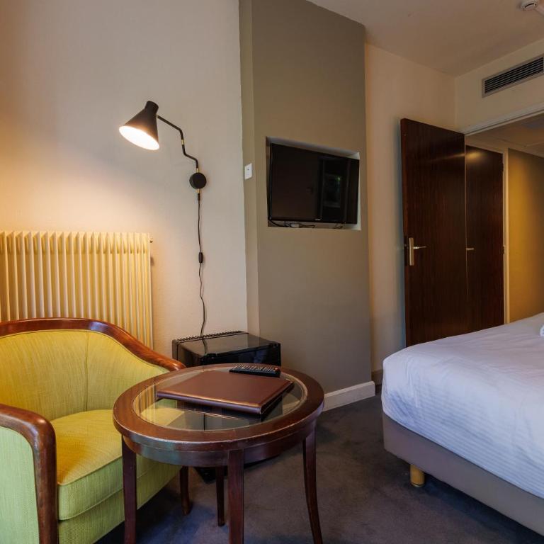 Villa Borghese, The Originals Relais - Double Room with Balcony - 1