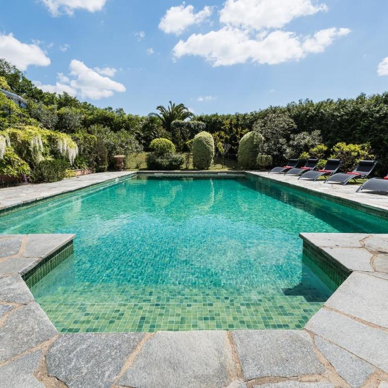 Villa Esmeralda - somptueuse villa 15 personnes avec piscine - Villa - 11