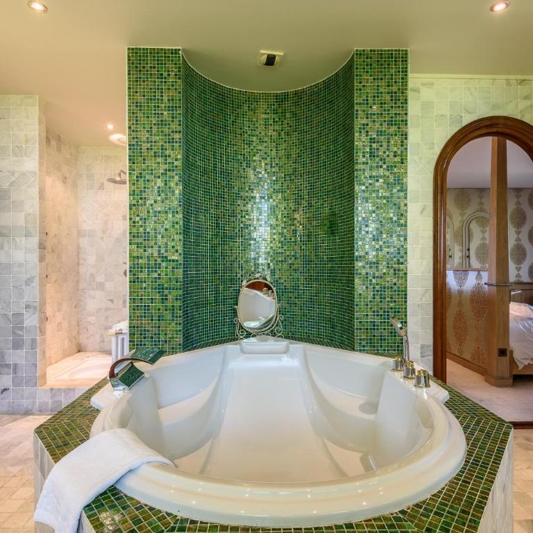 Villa Esmeralda - somptueuse villa 15 personnes avec piscine - Villa - 22