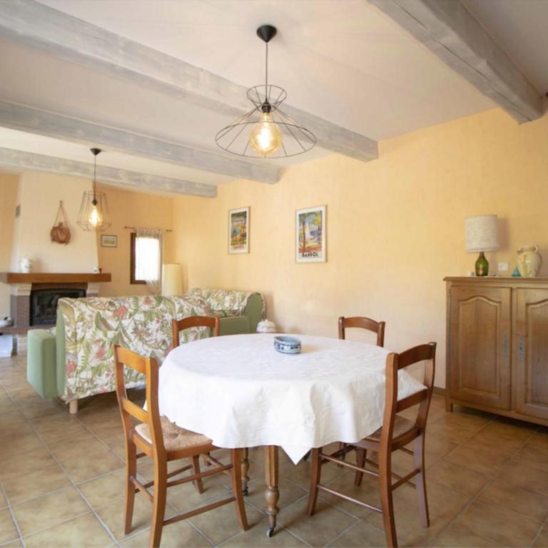 Large Spacious House In Fréjus - Appartement - 4