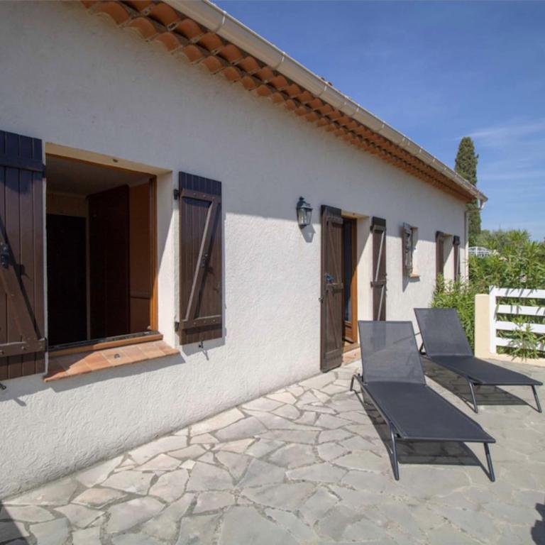 Large Spacious House In Fréjus - Appartement - 5