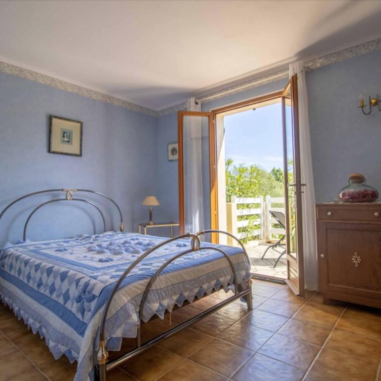 Large Spacious House In Fréjus - Appartement - 8