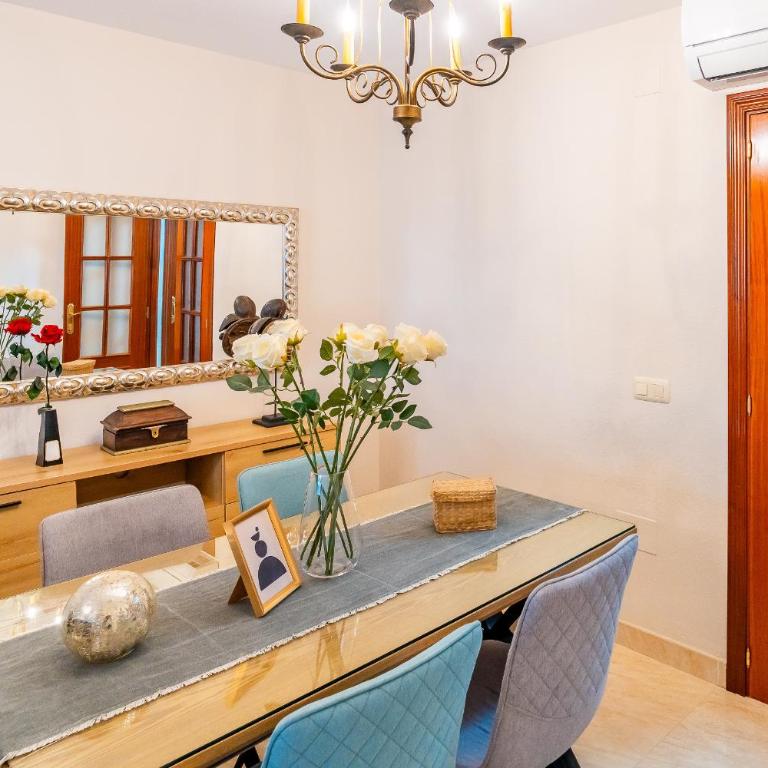 Cubo's Vega Fuengirola Apartment & Parking - Apartment - 10