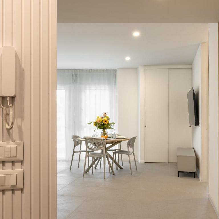 PIAZZA MAZZINI Appartamento a 100m dal mare con parcheggio e spiaggia - Apartamento de 1 dormitorio - 5