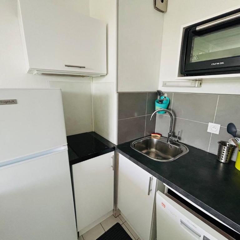 Vittoria Immobilier 3 - REGLEMENT SUR PLACE - chèques vacances acceptés - Appartamento con 1 Camera da Letto con Vista - 4