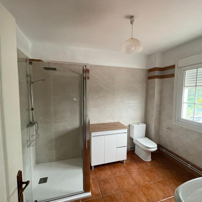 Estupendo chalet en Pontevedra - Casa con 3 Camere da Letto - 4
