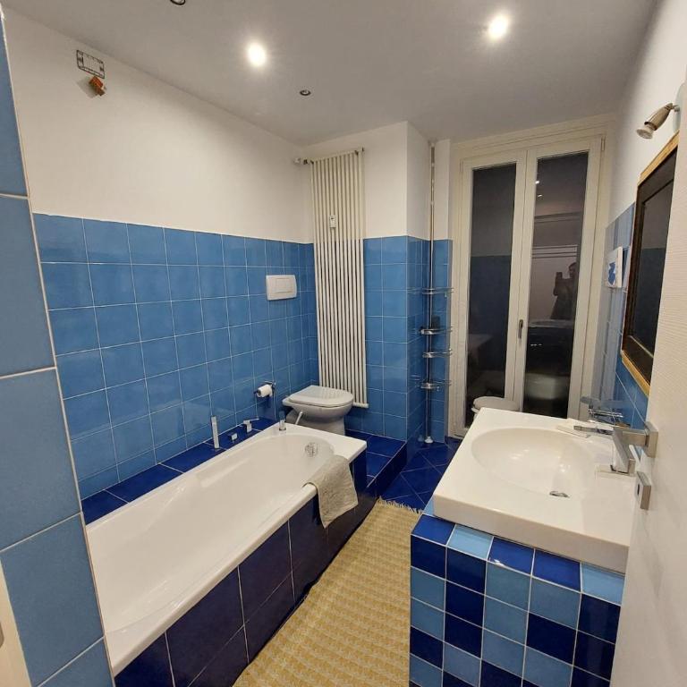 Spacious Apartment - M4 to Duomo - Free Garage - Appartamento con 3 Camere da Letto - Piano Alto - 6