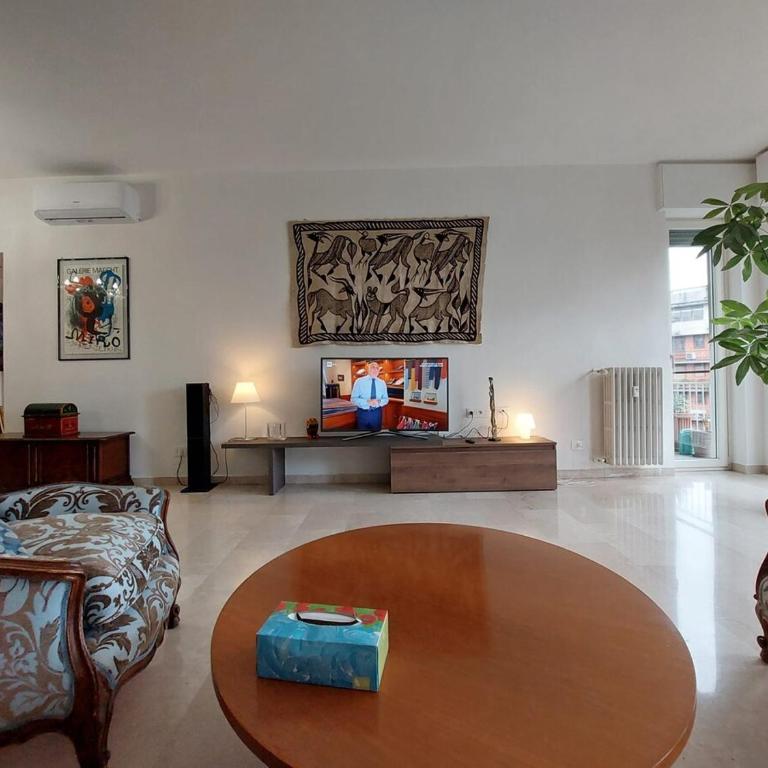 Spacious Apartment - M4 to Duomo - Free Garage - Appartamento con 3 Camere da Letto - Piano Alto - 15