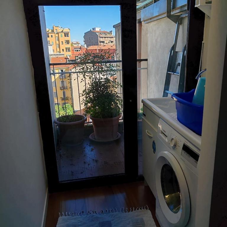 Spacious Apartment - M4 to Duomo - Free Garage - Appartamento con 3 Camere da Letto - Piano Alto - 26