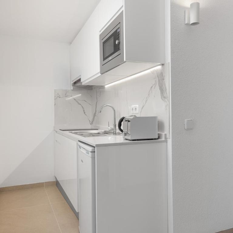 Apartamentos Siesta I - Apartamento de 1 dormitorio con vistas a la piscina - 10