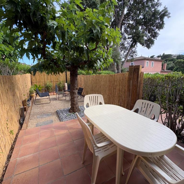 Mazet 05 - Appartamento con 2 Camere da Letto - 2