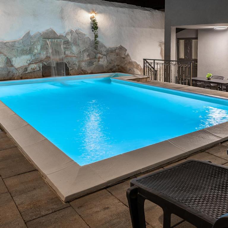 Villa Waterfall Mostar near Old Bridge - Villa with Private Pool - 32