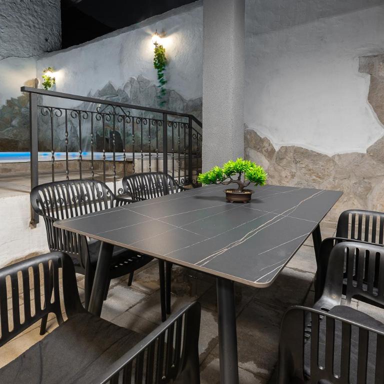 Villa Waterfall Mostar near Old Bridge - Villa with Private Pool - 36