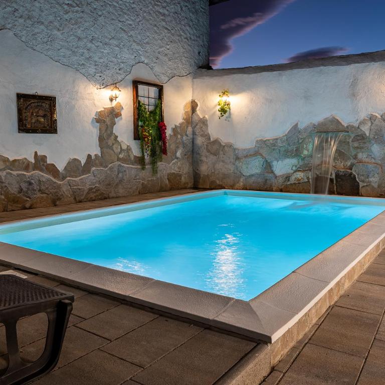Villa Waterfall Mostar near Old Bridge - Villa with Private Pool - 41