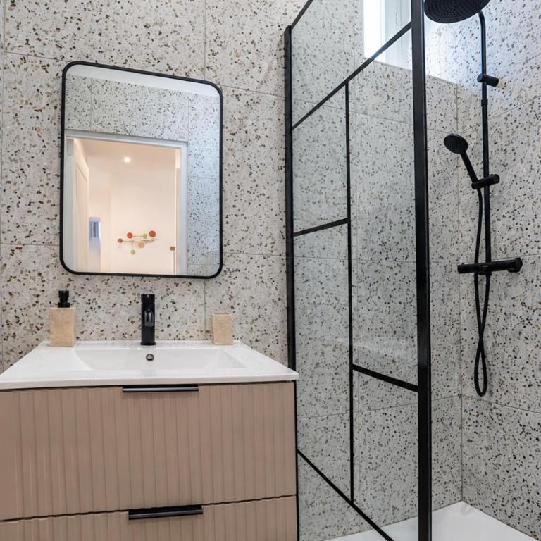 La Palme d'Or - Three-Bedroom Apartment - 15