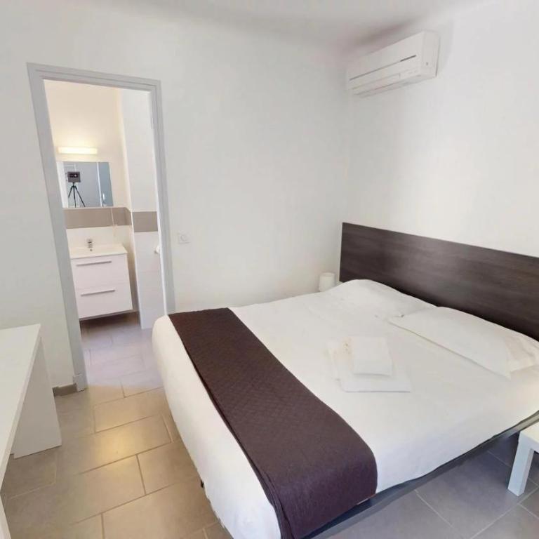 HÔTEL Relais de Monti - Chambre Double - 4